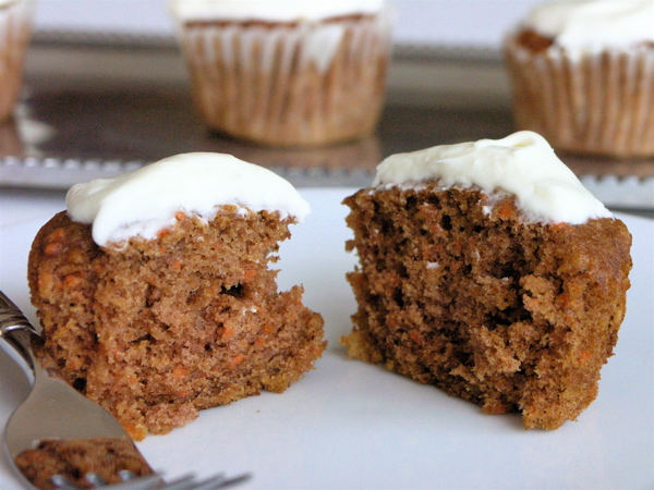 Apple-Carrot Cupcakes w/ Maple Cream Cheese Frosting